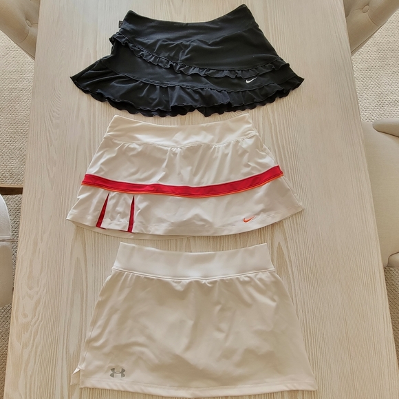 (SET OF 4) 3 Tennis Skirts: 2 Nike, 1 Under Armour+Top size M